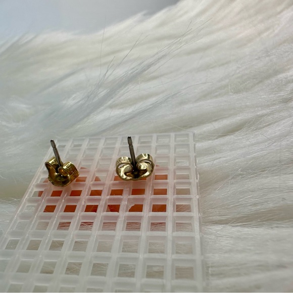 Vintage AVON Coral “Marble” Fashion Pierced Earrings - Picture 4 of 7